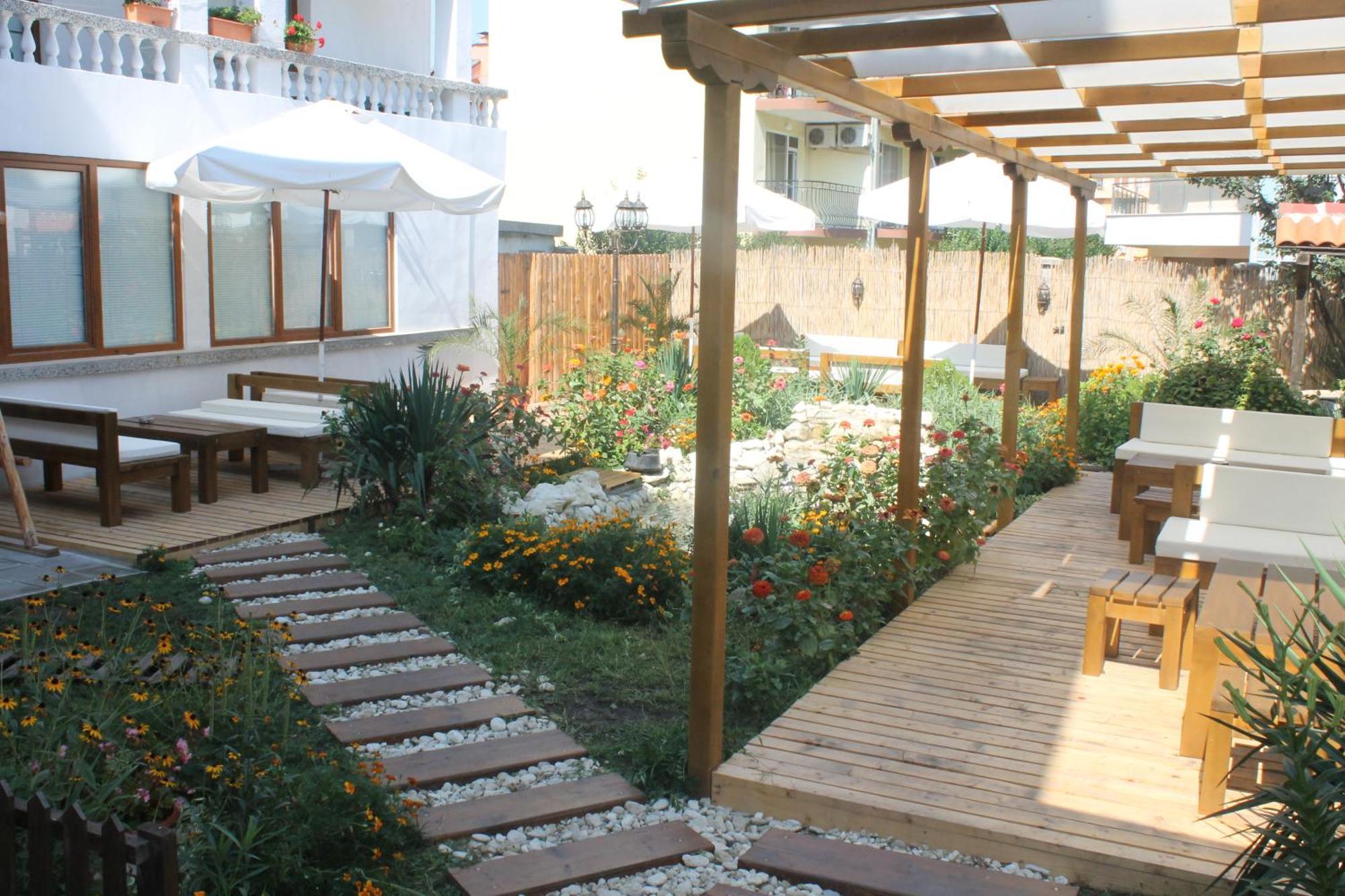 Hotel Yanis Lozeneț Exterior foto