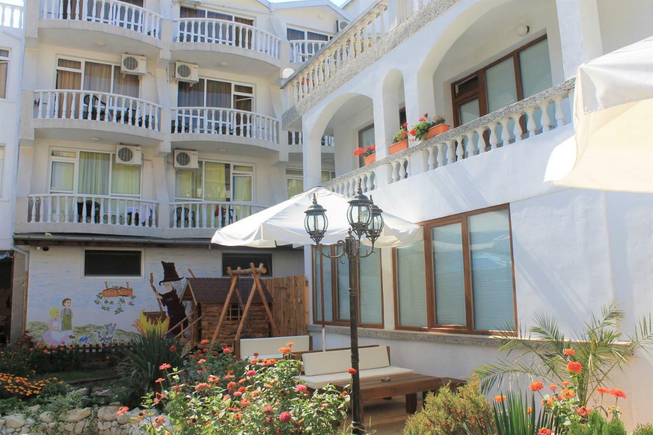 Hotel Yanis Lozeneț Exterior foto