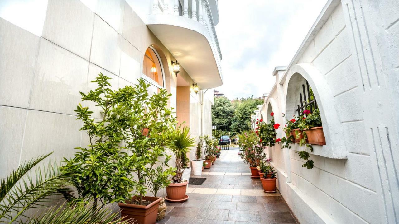 Hotel Yanis Lozeneț Exterior foto